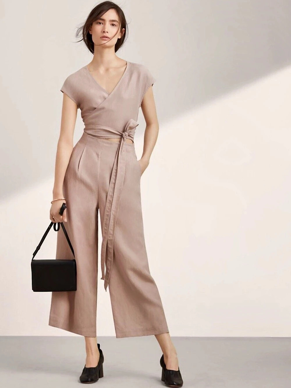 Aritzia/ Wilfred Brax Jumpsuit Wrap Front Wide Leg Pink Size 4